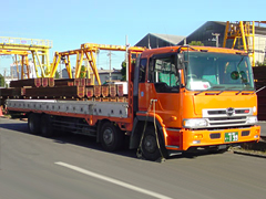 15t低床車